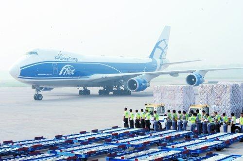 合肥航空貨運淺析：氣象會給飛行帶來哪些影響